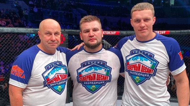 Сергей Чесников, Кирилл Сидельников и Вадим Немков. Сергей Чесников, Кирилл Сидельников и Вадим Немков.