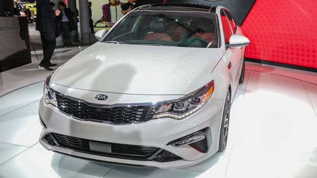 Kia K900. Фото Global Look Press Kia K900. Фото Global Look Press