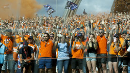 Фанаты Ферстаппена домогались женщин прямо на трибунах. Гоночная общественность возмущена