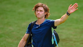 Рублев вышел в четвертьфинал шведского турнира после трехчасового испытания