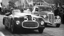 На деньги жены стал предшественником Шумахера. Первый русский пилот «Феррари»