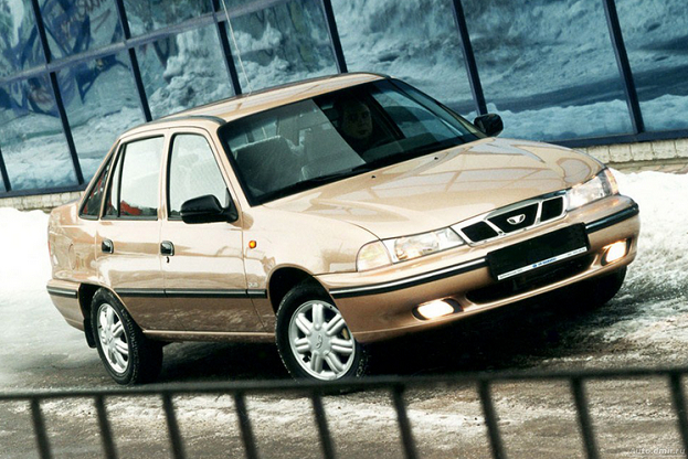 Daewoo Nexia 2003. Daewoo Nexia 2003.