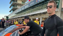 Квят стал объектом шуток американцев, но боролся до конца. Дебют русского пилота в NASCAR