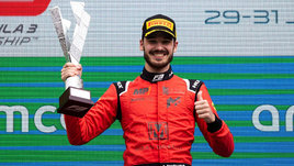 Ему угрожали ссылкой в пивной магазин в Бутово, а он выиграл гонку в Венгрии