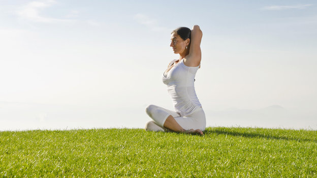 Гомукхасана. Фото Global Look Press Гомукхасана. Фото Global Look Press