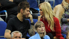 «Его больше интересуют соцсети и красивые машины». Что говорили Лопырева и Смолов о своей любви и расставании