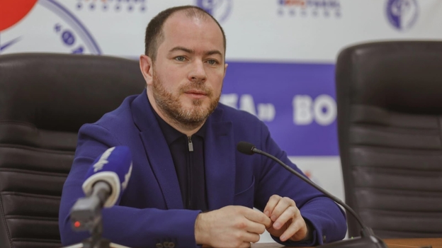 Роман Асхабадзе. Фото ФК «Факел» Роман Асхабадзе. Фото ФК «Факел»