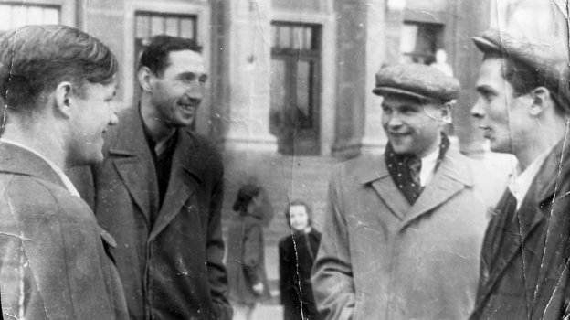 Всеволод Бобров, Александр Прохоров, Валентин Николаев (слева направо). Фото архив «СЭ» Всеволод Бобров, Александр Прохоров, Валентин Николаев (слева направо). Фото архив «СЭ»