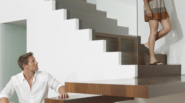 Полезно ли ходить пешком по лестнице? Фото Global Look Press Полезно ли ходить пешком по лестнице? Фото Global Look Press