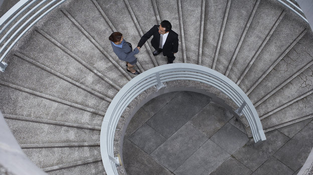 Полезно ли ходить пешком по лестнице? Фото Global Look Press Полезно ли ходить пешком по лестнице? Фото Global Look Press