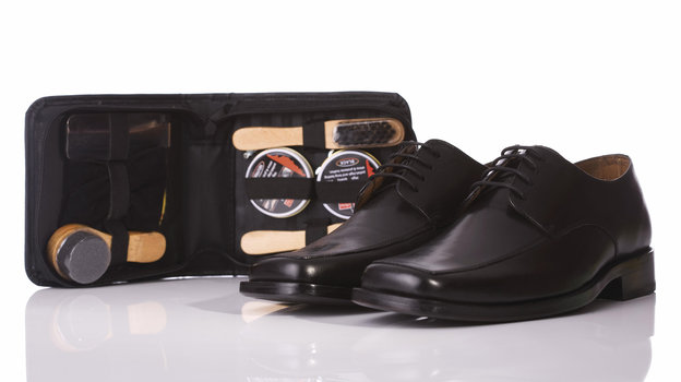 Набор для ухода за обувью. Фото Global Look Press Набор для ухода за обувью. Фото Global Look Press