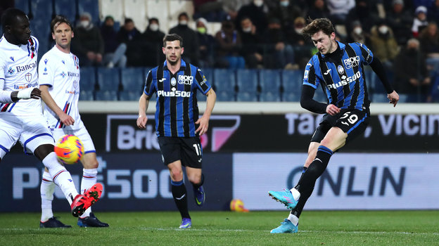 Алексей Миранчук (справа) в матче за «Аталанту». Фото Global Look Press Алексей Миранчук (справа) в матче за «Аталанту». Фото Global Look Press