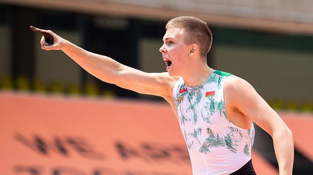 Матвей Волков после выигрыша юниорского ЧМ в Кении. Фото Соцсети Матвей Волков после выигрыша юниорского ЧМ в Кении. Фото Соцсети