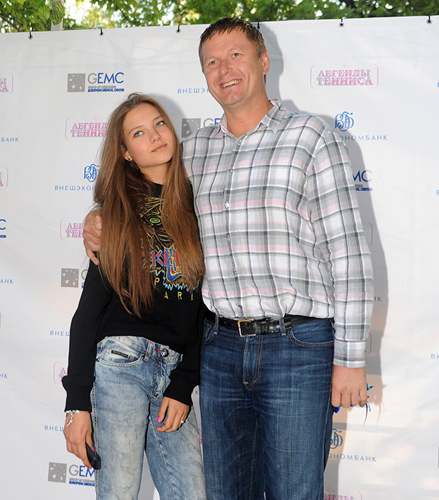 Евгений и Алеся Кафельниковы. Фото Никита Успенский, архив «СЭ» Евгений и Алеся Кафельниковы. Фото Никита Успенский, архив «СЭ»