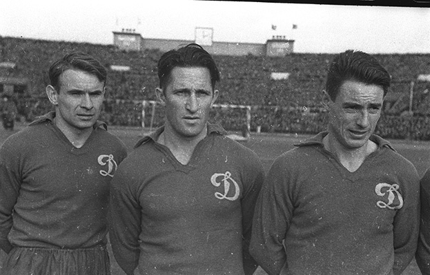 Сергей Соловьев (в центре). Фото Олег Неелов, архив «СЭ» Сергей Соловьев (в центре). Фото Олег Неелов, архив «СЭ»