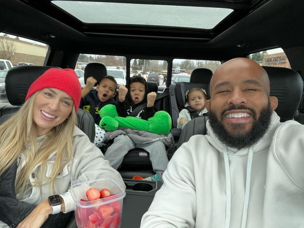 Деметриус Джонсон с семьей. Фото Соцсети Деметриус Джонсон с семьей. Фото Соцсети