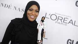 Фехтовальщица стала прототипом куклы Барби. Но не простой, а мусульманской — в хиджабе