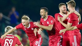 «Амкал» в Кубке: вынесли профессиональный клуб, забыли мячи, хот-дог на разминке, интервью во время матча