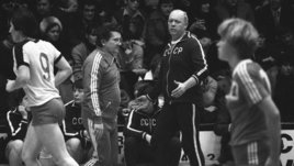 «Знаешь, как я умру? На скамейке запасных». Легендарный тренер Турчин ушел из жизни прямо во время матча