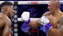 Усик — особенный, Джошуа — заурядный