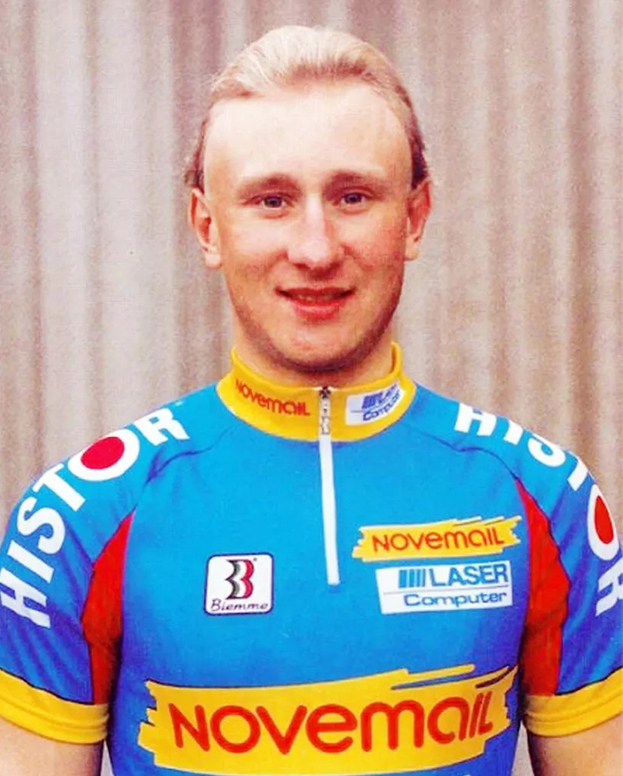 Дмитрий Нелюбин. Дмитрий Нелюбин.