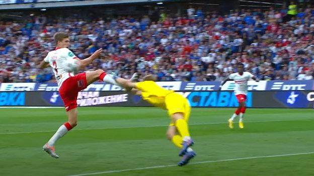 Столкновение Александра Соболева и Антона Шунина. Столкновение Александра Соболева и Антона Шунина.