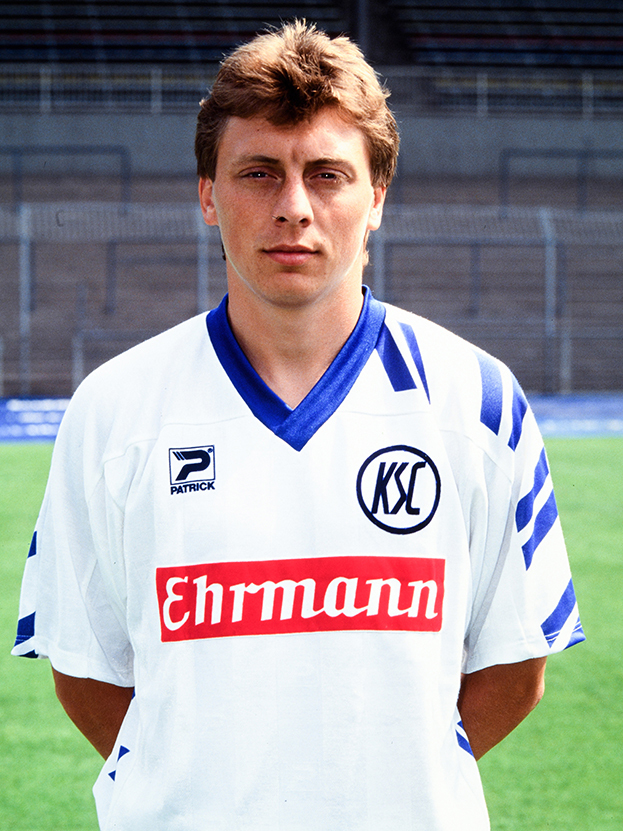 Валерий Шмаров в «Карлсруэ». Фото Global Look Press Валерий Шмаров в «Карлсруэ». Фото Global Look Press