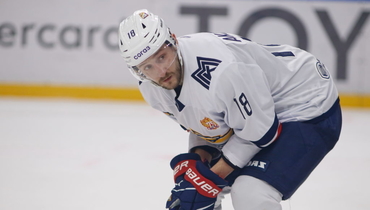 Павел Аколзин.