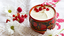 Как выбрать максимально полезную сметану