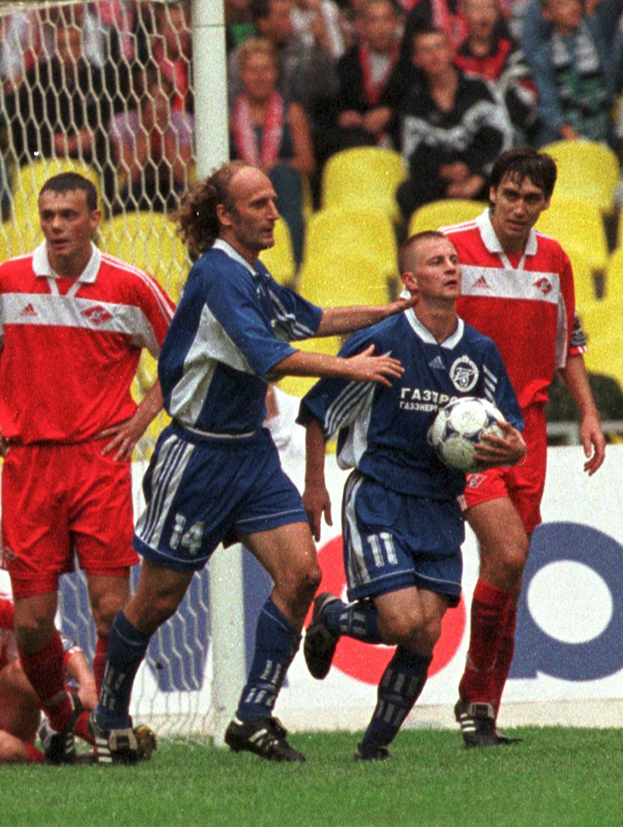 Александр Панов с мячом. Фото Григорий Филиппов, архив «СЭ» Александр Панов с мячом. Фото Григорий Филиппов, архив «СЭ»