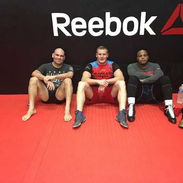 Кейн Веласкес, Сергей Павлович и Даниэль Кормье. Фото Соцсети Кейн Веласкес, Сергей Павлович и Даниэль Кормье. Фото Соцсети