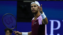 Хачанов разобрался с обидчиком Медведева. У Карена — первый полуфинал «Большого шлема» в карьере