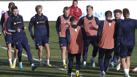 Сборная России не отменяется. Команда Карпина этой осенью будет играть