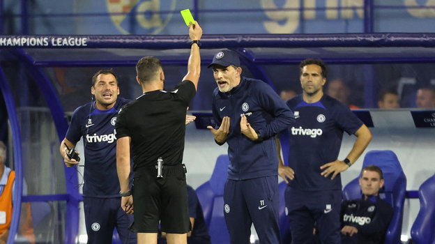 6 сентября. Загреб. «Динамо» — «Челси» — 1:0. Томас Тухель получает желтую карточку. Фото Reuters 6 сентября. Загреб. «Динамо» — «Челси» — 1:0. Томас Тухель получает желтую карточку. Фото Reuters