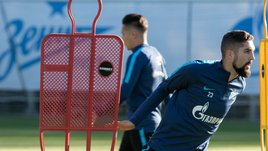 «Спартак» зовет экс-защитника «Зенита», «Динамо» подписало капитана сборной Израиля