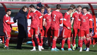 Футболисты сборной России.