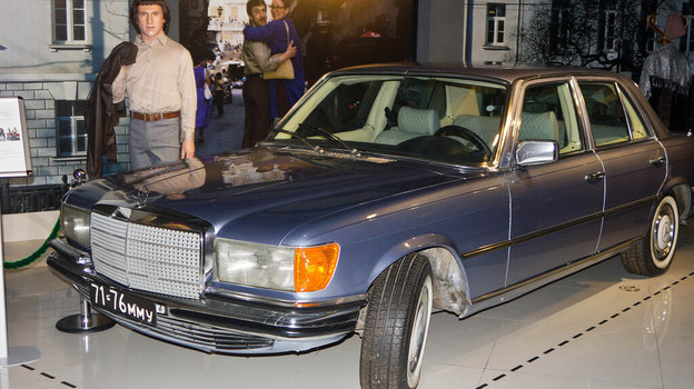 Автомобиль Владимира Высоцкого в музее в Екатеринбурге. Автомобиль Владимира Высоцкого в музее в Екатеринбурге.