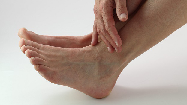 Ходьба босиком: плюсы и минусы. Фото Global Look Press Ходьба босиком: плюсы и минусы. Фото Global Look Press