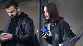 Евгения Медведева считает, что фигурное катание популярнее футбола. Права ли она?