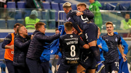 «Зенит» проиграл впервые в сезоне. «Крылья» закрыли Клаудиньо — бразильца удалили за истерику