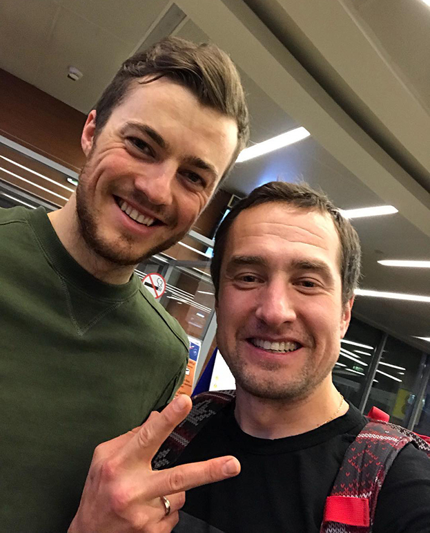 Иван Бабиков (справа) с биатлонистом Антоном Бабиковым. Фото Соцсети Иван Бабиков (справа) с биатлонистом Антоном Бабиковым. Фото Соцсети