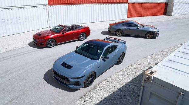 Ford Mustang. Ford Mustang.