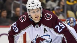 Круче всех, дороже всех. Канадский форвард подписал самый большой контракт в НХЛ