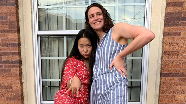 Лиа Томас (справа). Лиа Томас (справа).