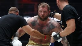 Александр Емельяненко: «Я вышел на расслабоне. А Дацик кинул свою закорюку из-под жопы»