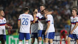 Мы годами критиковали сборную России. Теперь пора сплотиться