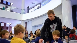 Определились финалисты детского турнира «Шахматные звезды»-2022. Сын Сергея Карякина не попал в сотню счастливчиков