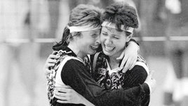 «Что скажет твоя бабушка?» Как родилась наша величайшая победа в женском волейболе