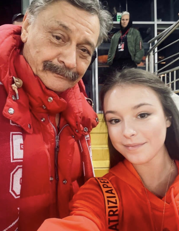 Анна Щербакова и известный болельщик «Спартака» Дмитрий Назаров. Фото Соцсети Анна Щербакова и известный болельщик «Спартака» Дмитрий Назаров. Фото Соцсети