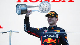 Ферстаппена объявили чемпионом, но никто не поверил. «Гран-при Японии» завершился фарсом